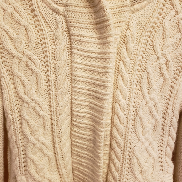 Sweater - Picture 8 of 8